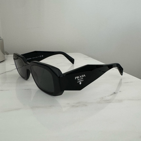 Prada Symbole sunglasses - Picture 1 of 7